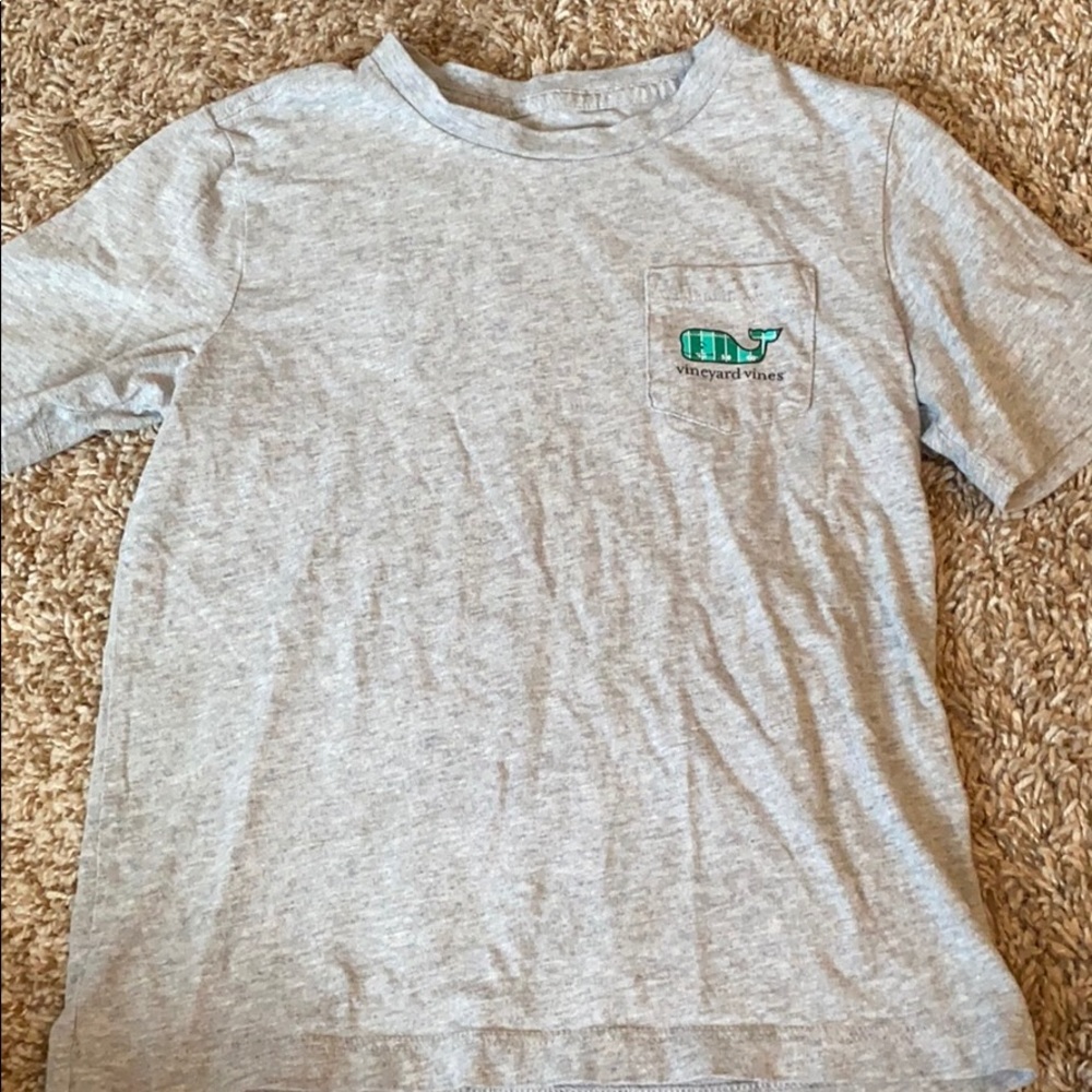 Boys vineyard vines shirt